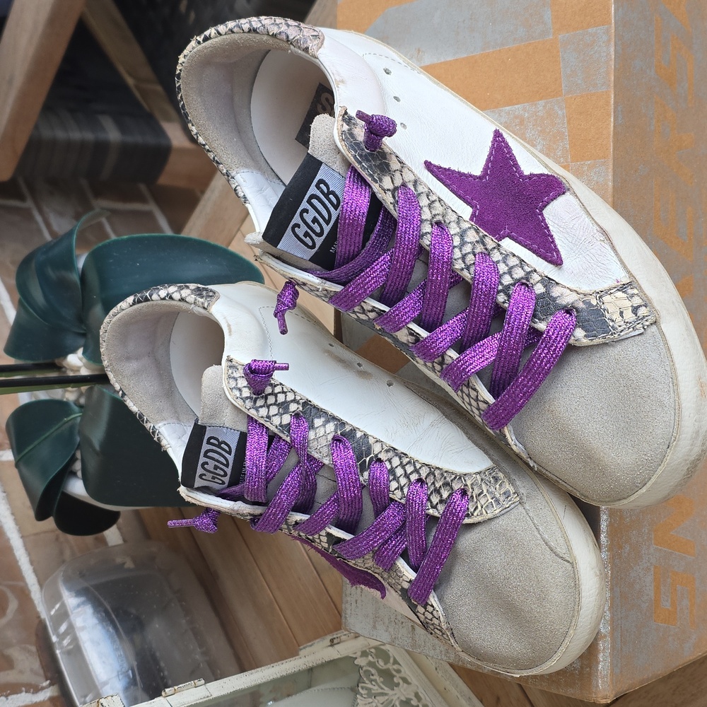 GOLDEN GOOSE Superstar Sneakers Size 6